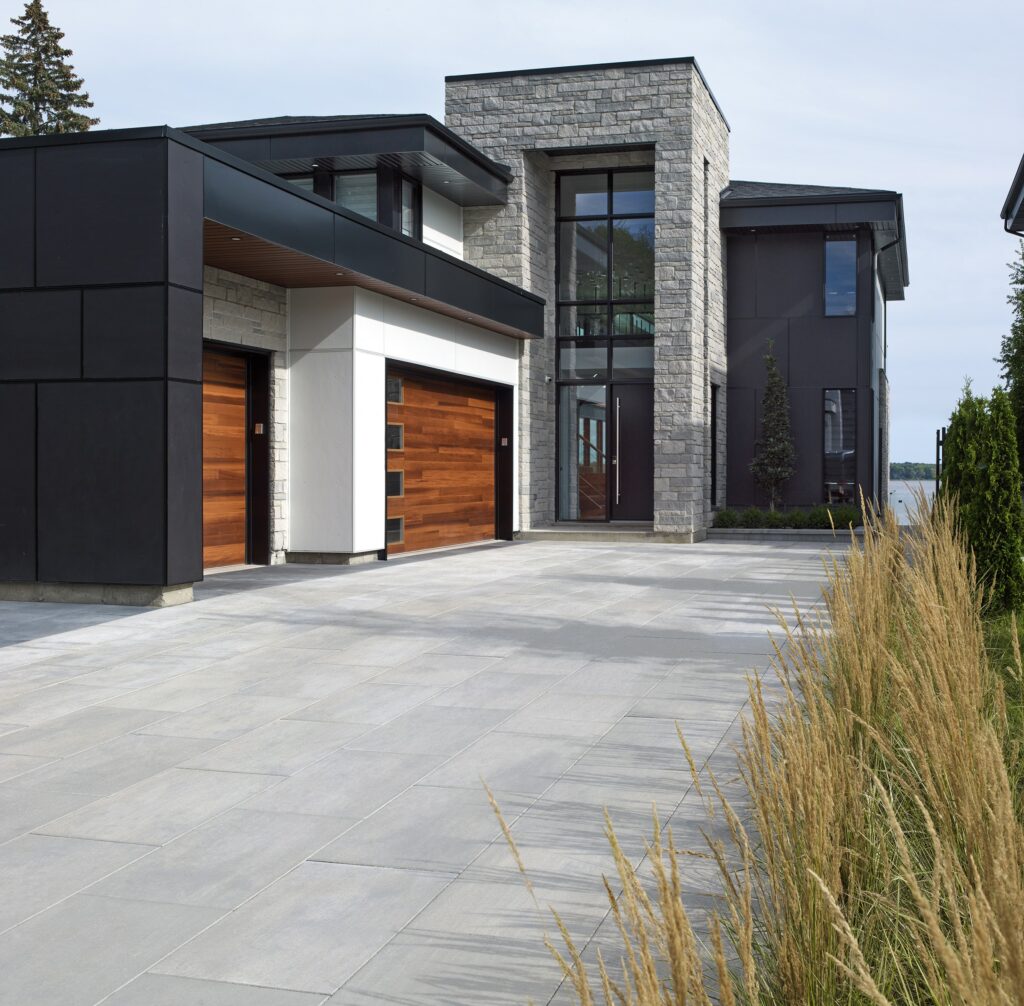 Mega Melville Paver
