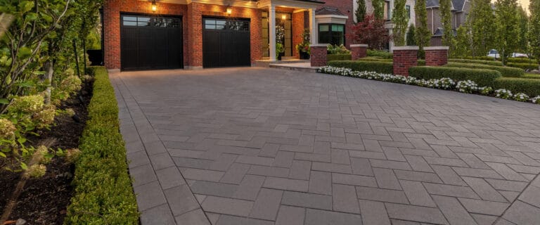 Melville 80 Paver